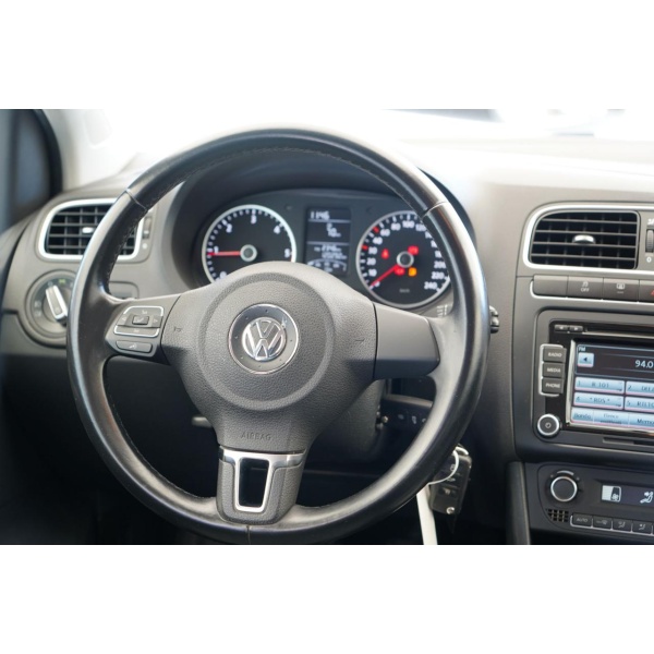 VOLKSWAGEN Polo - immagine 23