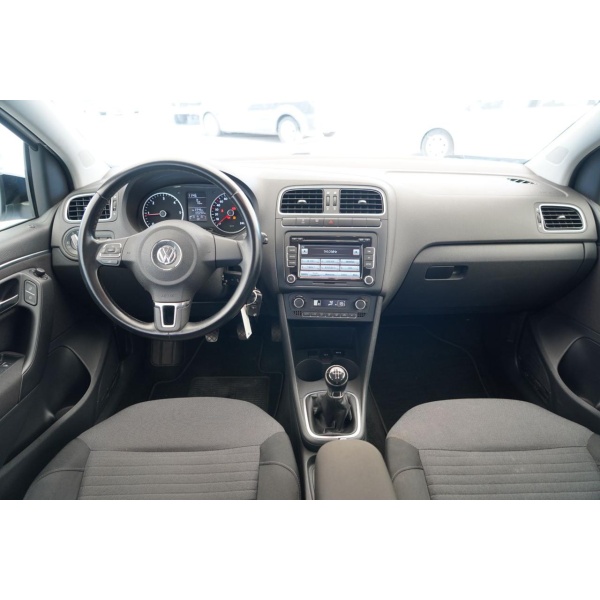VOLKSWAGEN Polo - immagine 21