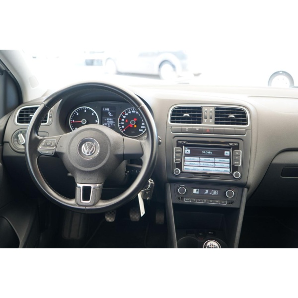VOLKSWAGEN Polo - immagine 22