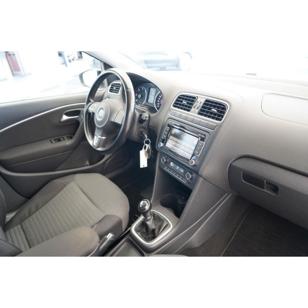 VOLKSWAGEN Polo - immagine 29