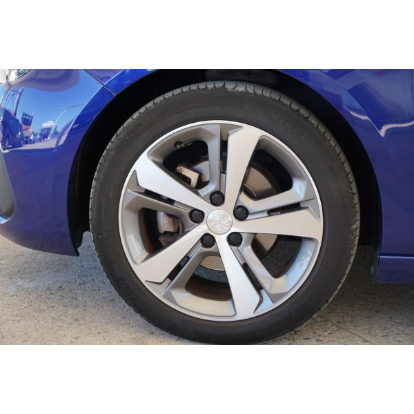 PEUGEOT 308 - immagine 10
