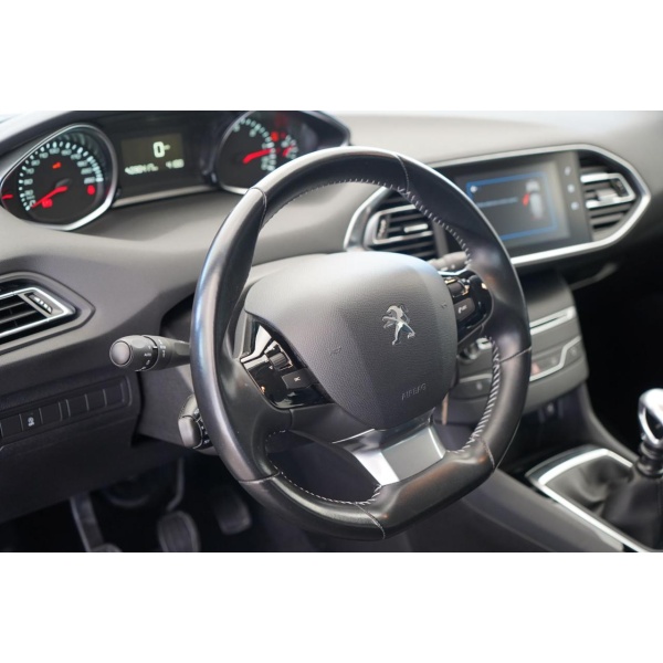 PEUGEOT 308 - immagine 12