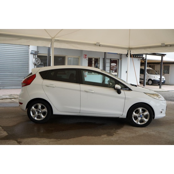 FORD Fiesta - immagine 6