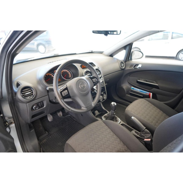 OPEL Corsa - immagine 12