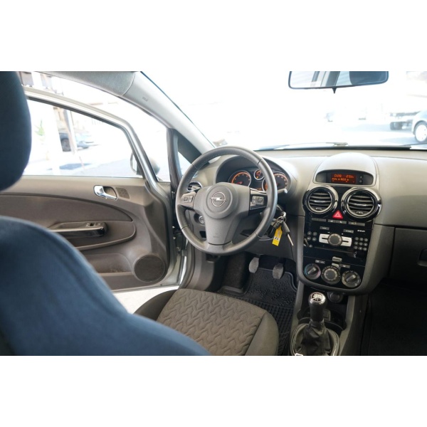 OPEL Corsa - immagine 18