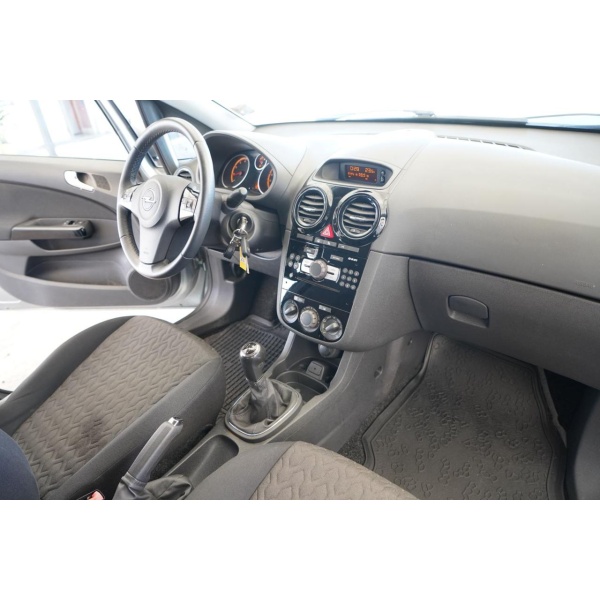 OPEL Corsa - immagine 19