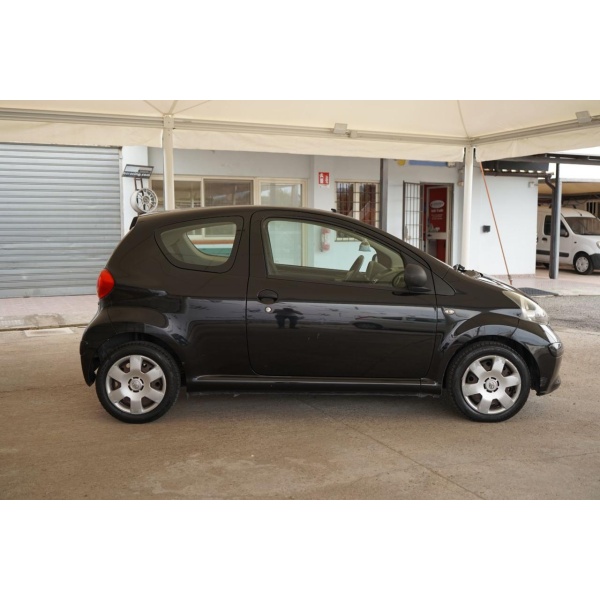 TOYOTA Aygo - immagine 6