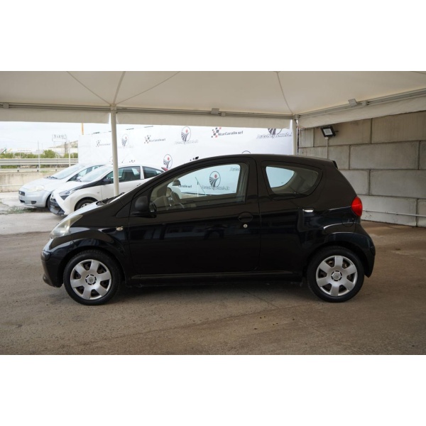 TOYOTA Aygo - immagine 3
