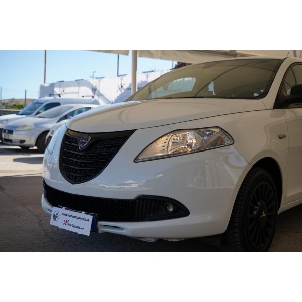 LANCIA Ypsilon - immagine 10