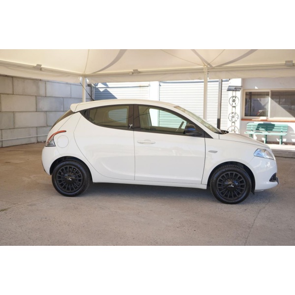 LANCIA Ypsilon - immagine 6
