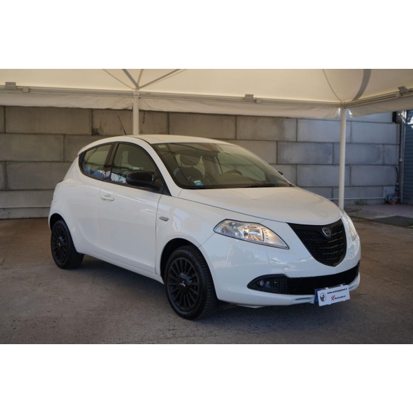LANCIA Ypsilon - immagine 5