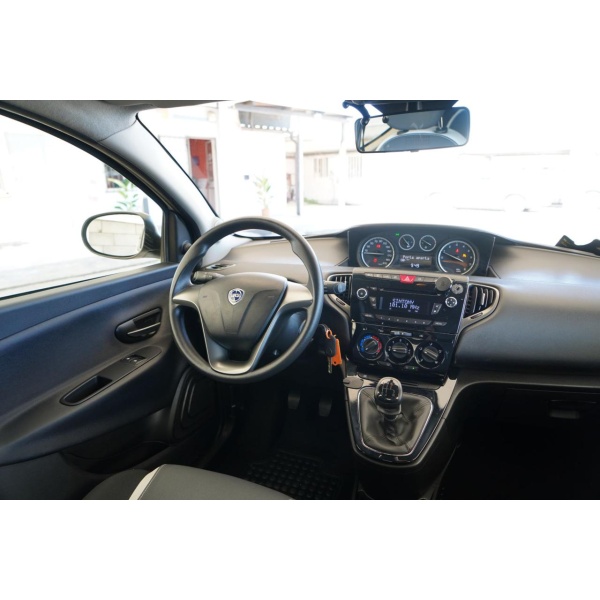 LANCIA Ypsilon - immagine 24