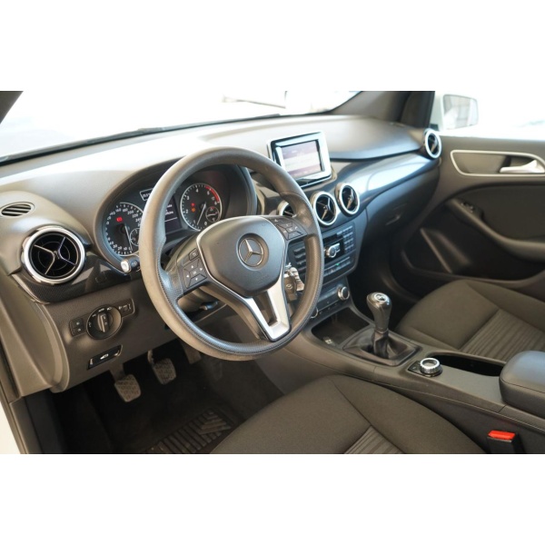 MERCEDES-BENZ B 180 - immagine 15