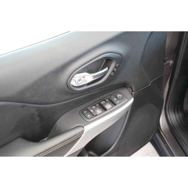 JEEP Cherokee - immagine 15