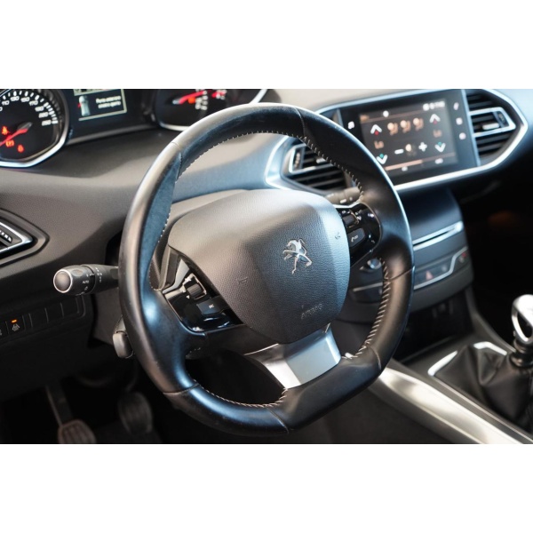 PEUGEOT 308 - immagine 13