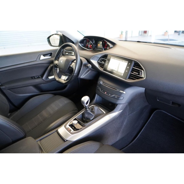 PEUGEOT 308 - immagine 24