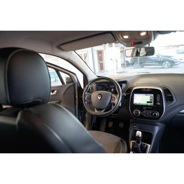 RENAULT Captur - immagine 25