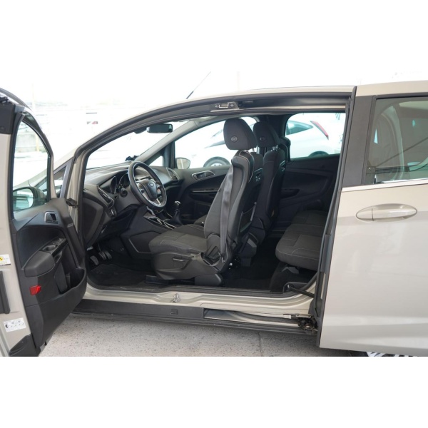 FORD B-Max - immagine 18