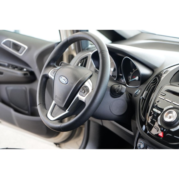 FORD B-Max - immagine 28