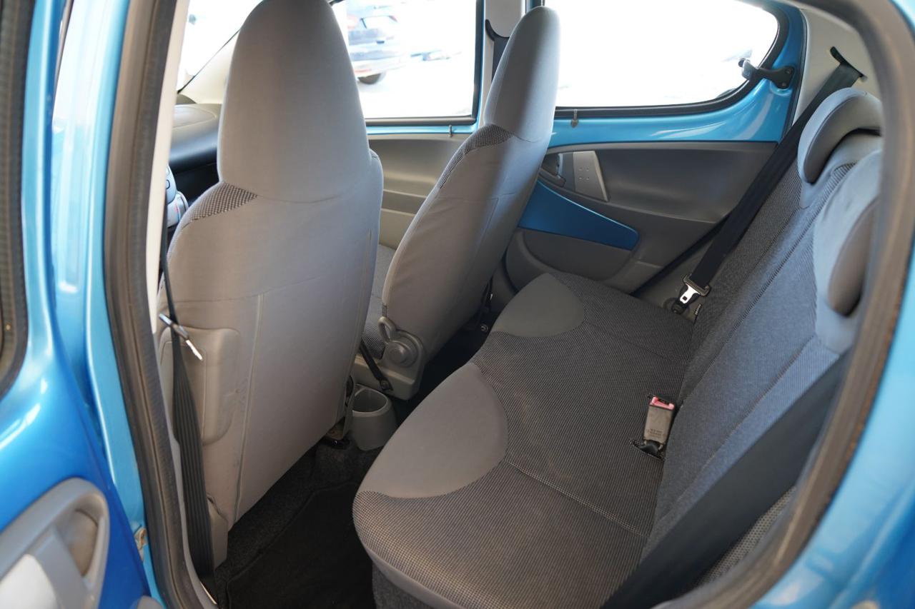 PEUGEOT 107 - immagine 13