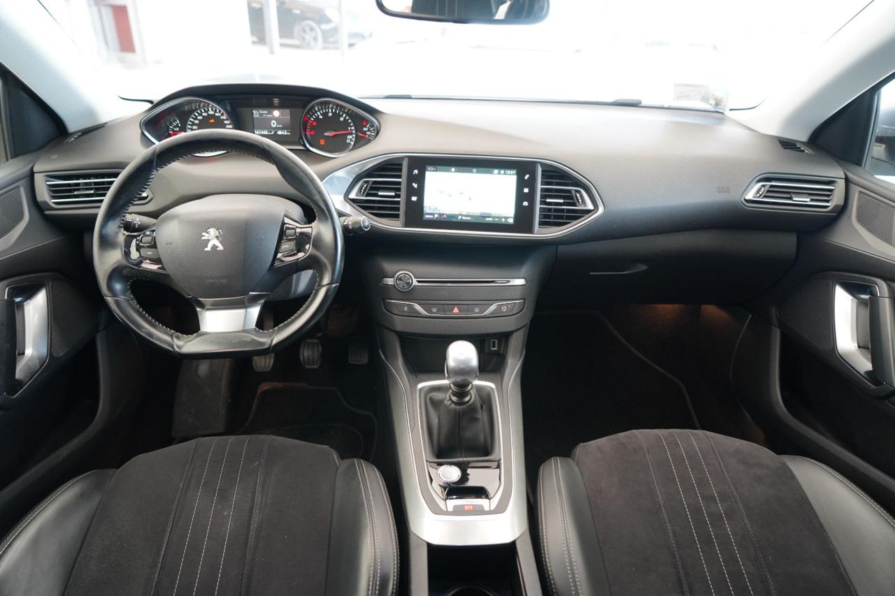PEUGEOT 308 - immagine 18
