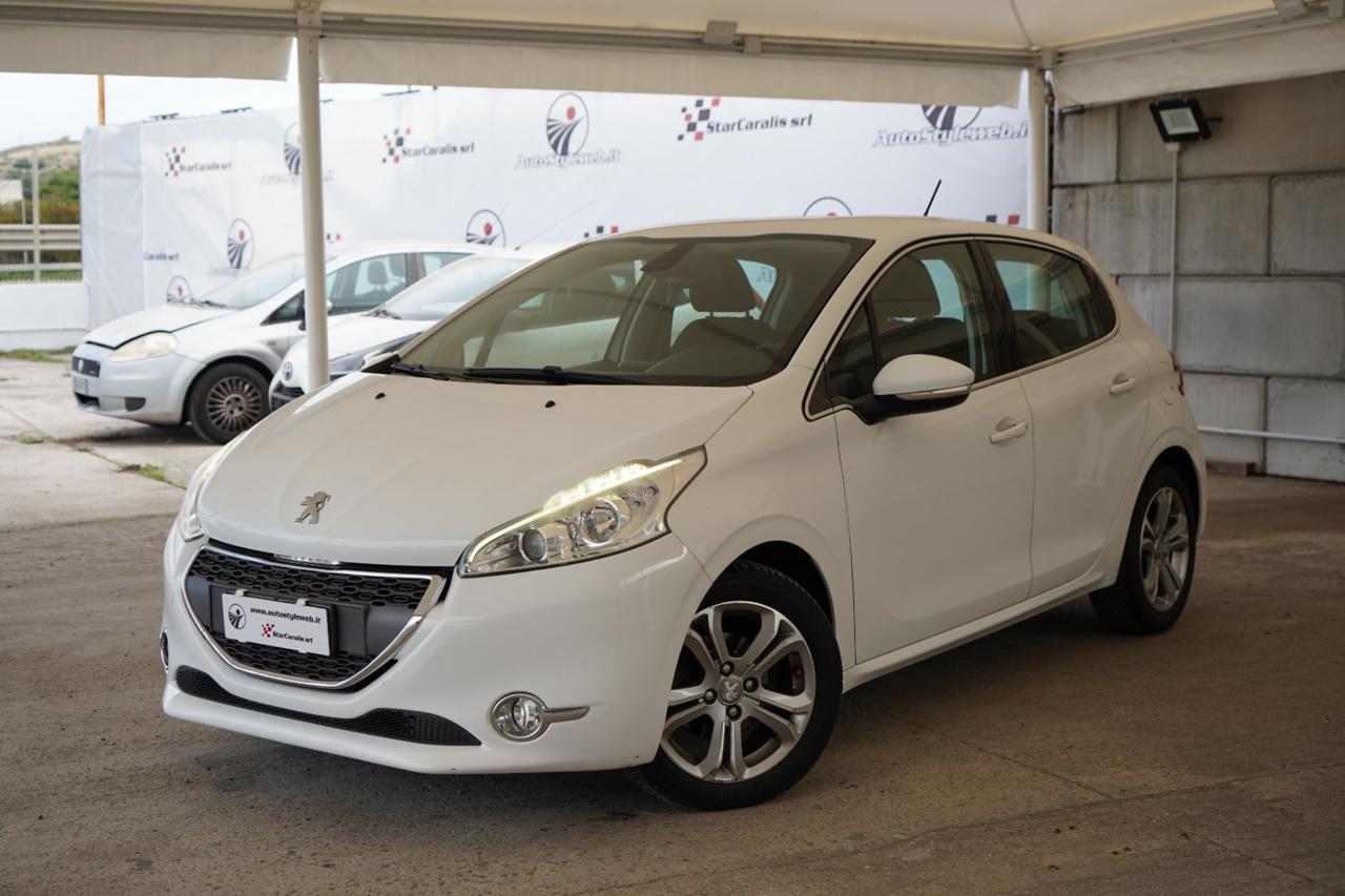 PEUGEOT 208 - immagine 2