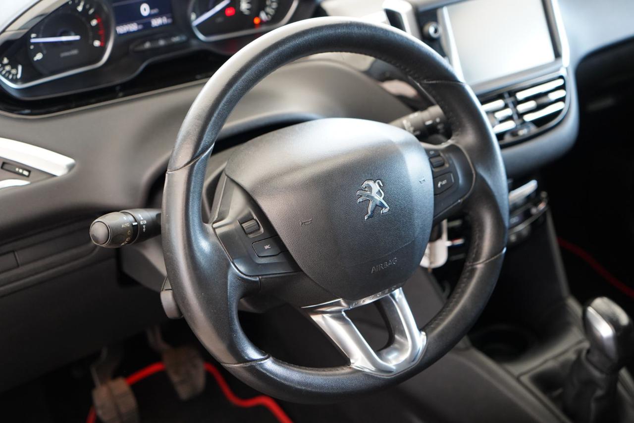 PEUGEOT 208 - immagine 13