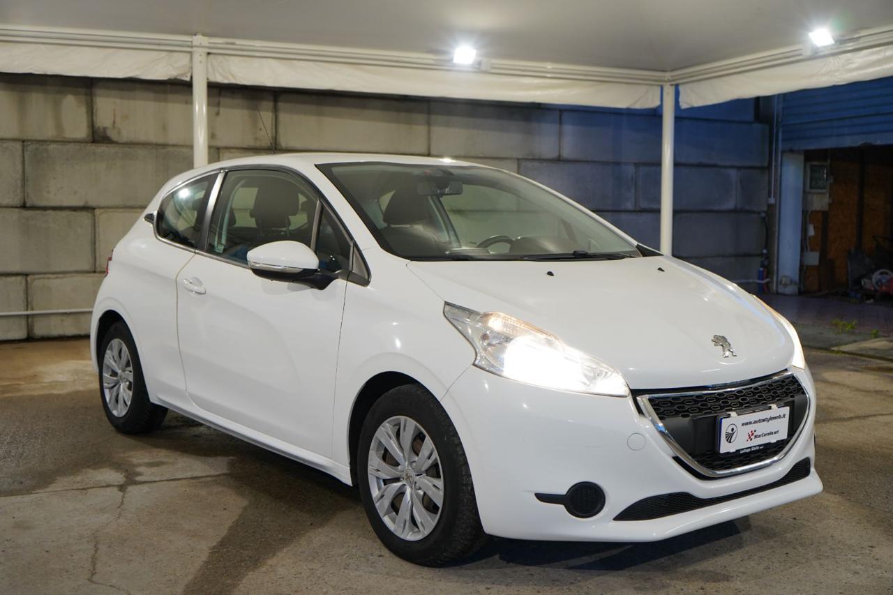 PEUGEOT 208 - immagine 5