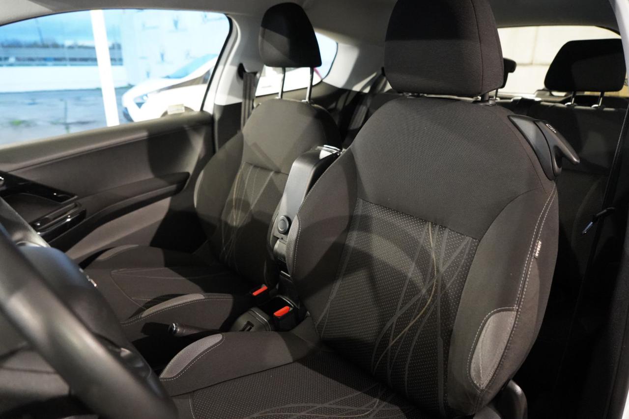 PEUGEOT 208 - immagine 16