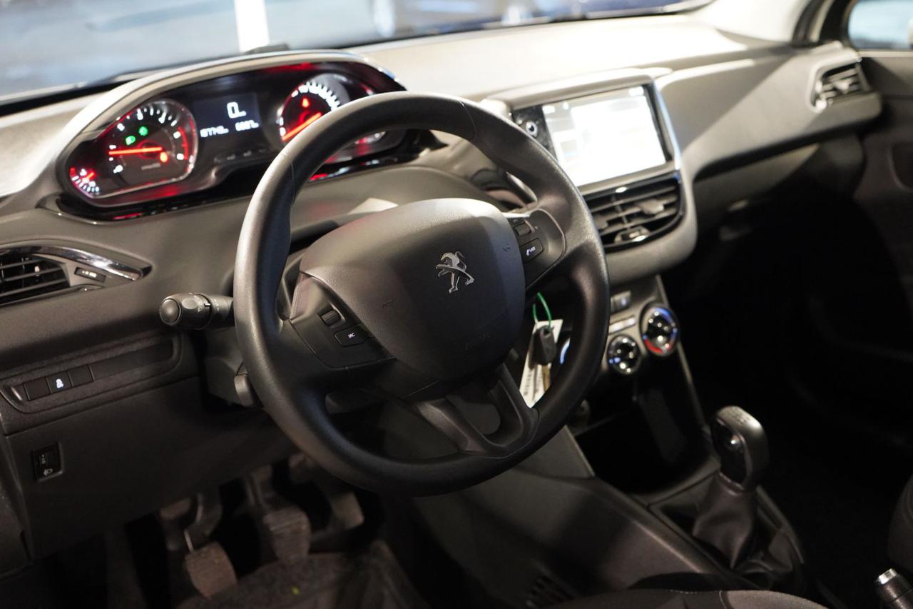 PEUGEOT 208 - immagine 13