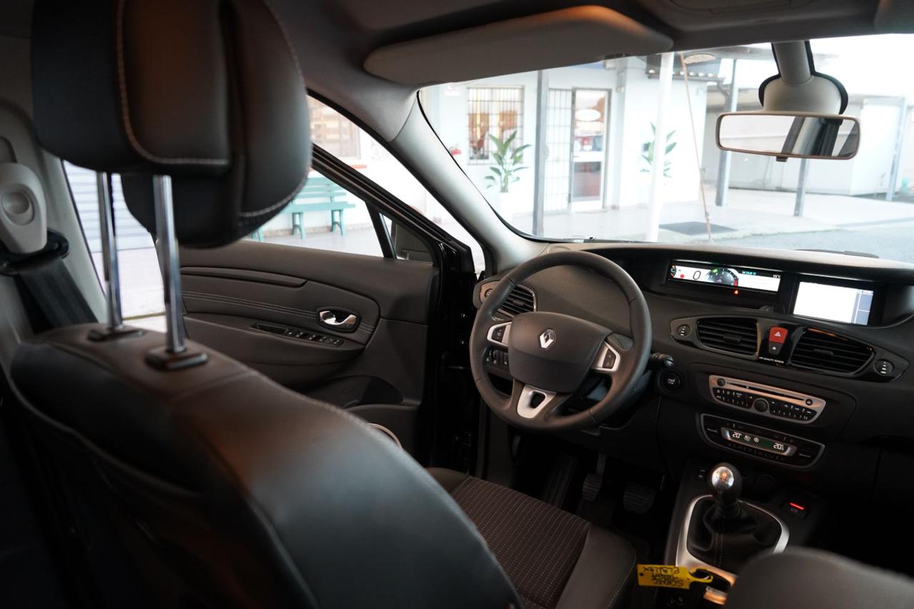 RENAULT Scenic - immagine 25