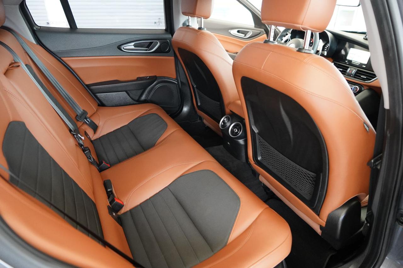 ALFA ROMEO Giulia - immagine 25