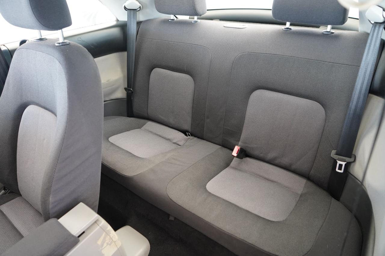 VOLKSWAGEN New Beetle - immagine 14