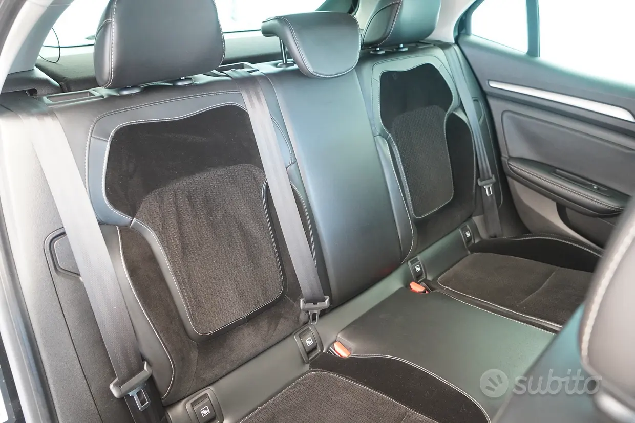 Renault Megane dCi 8V 110 CV EDC Energy Intens - immagine 17