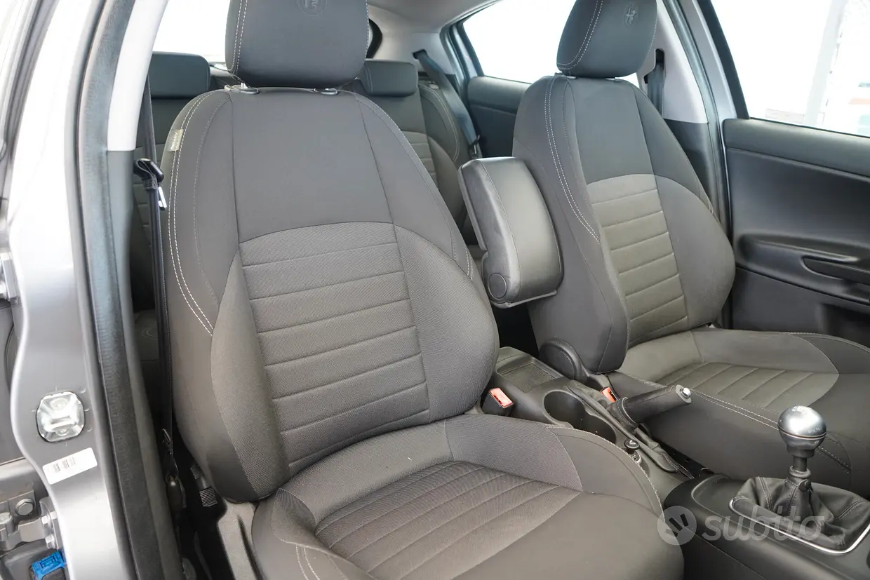 Alfa Romeo Giulietta 1.6 JTDm 120 CV Super - immagine 20