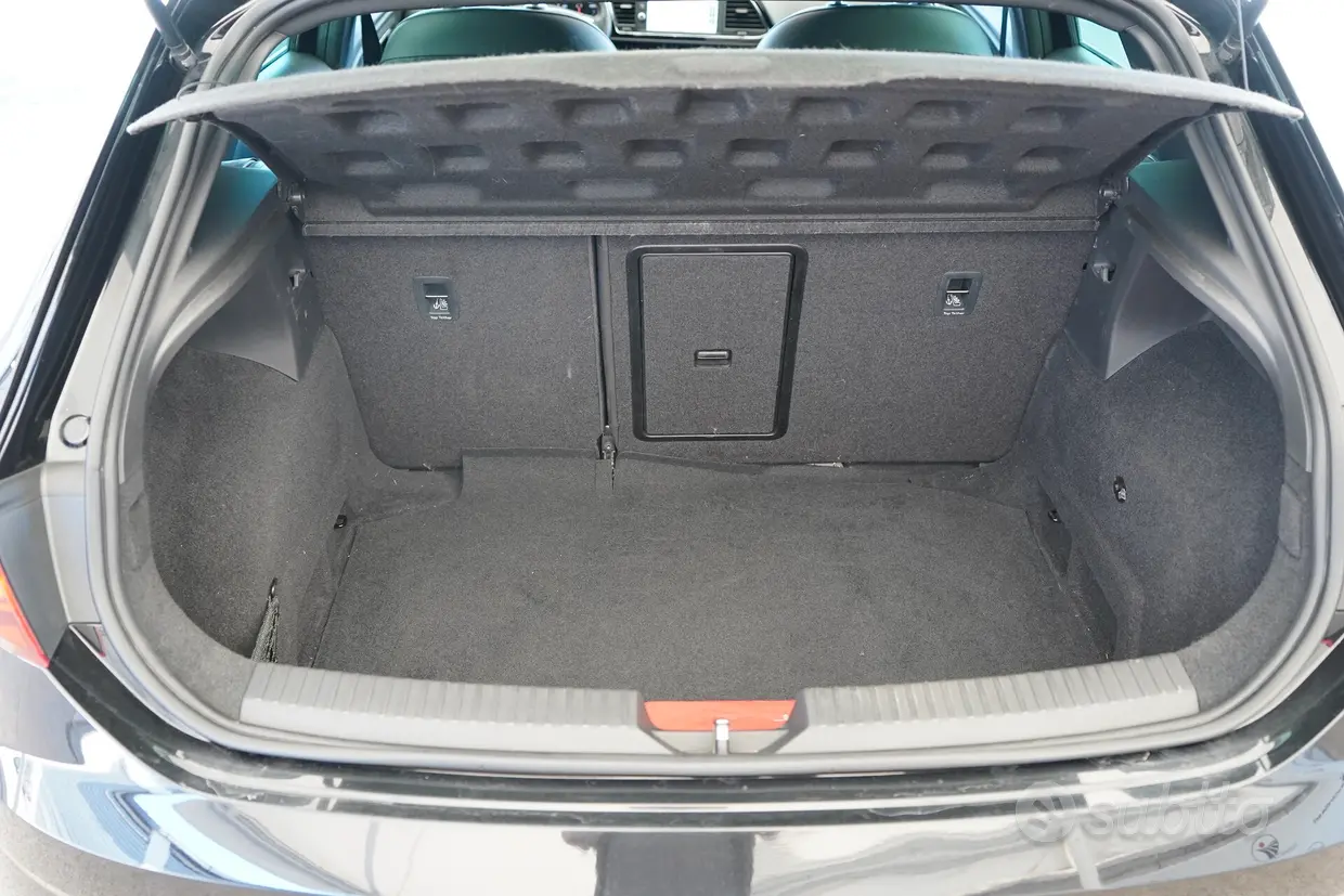 Seat Leon 2.0 TDI 184 CV FR - immagine 17