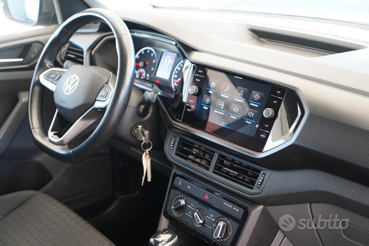 Volkswagen T-Cross 1.0 TSI 110 CV DSG Advanced - immagine 19