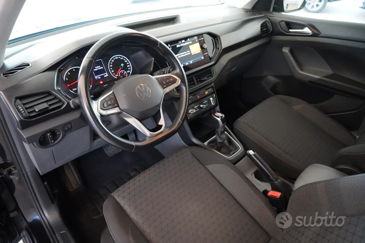 Volkswagen T-Cross 1.0 TSI 110 CV DSG Advanced - immagine 9
