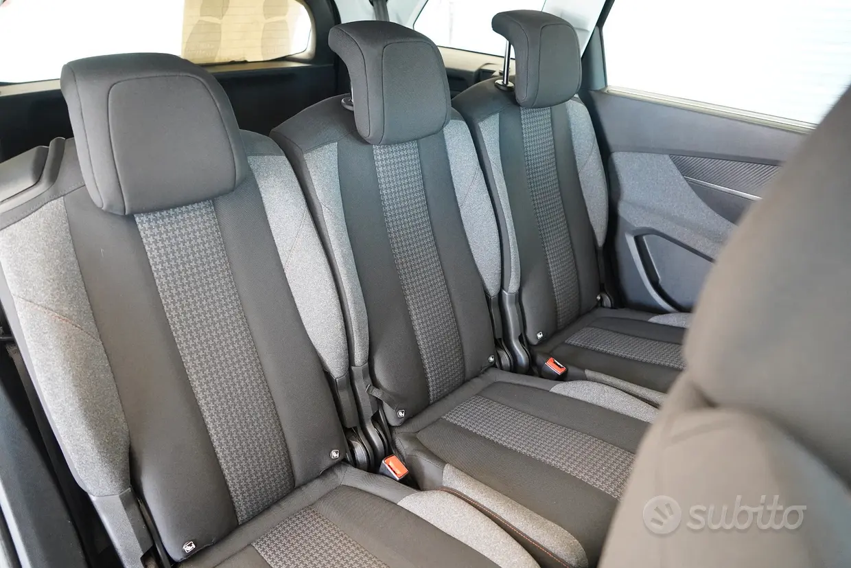 Peugeot 5008 BlueHDi 150 Allure - immagine 17