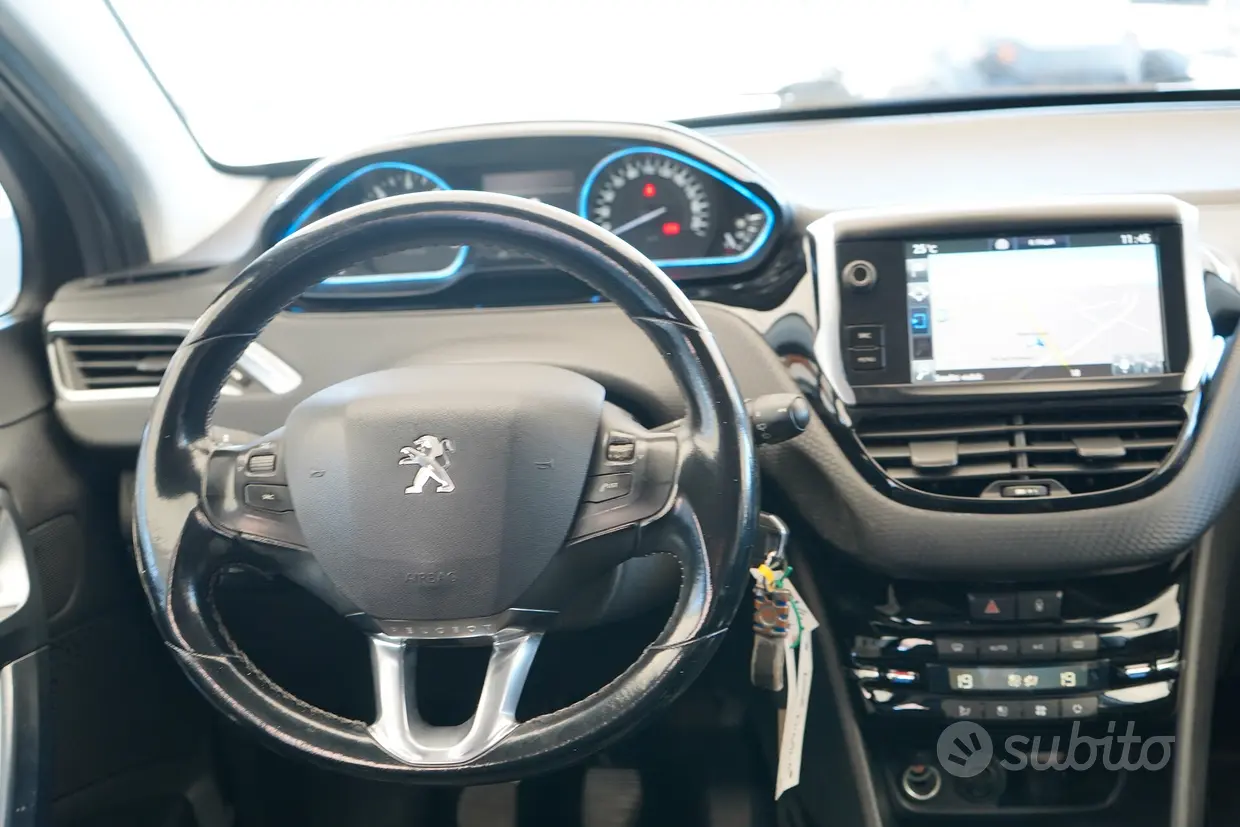 Peugeot 2008 1.6 BlueHDi 120 Allure - immagine 14