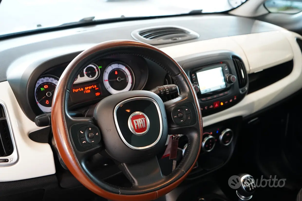 Fiat 500L 1.6 Multijet 120 CV Trekking - immagine 10