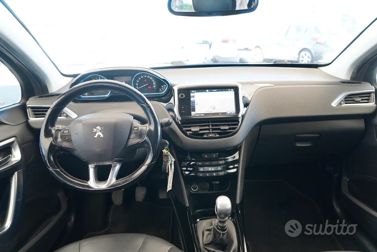 Peugeot 2008 1.6 BlueHDi 120 Allure - immagine 13
